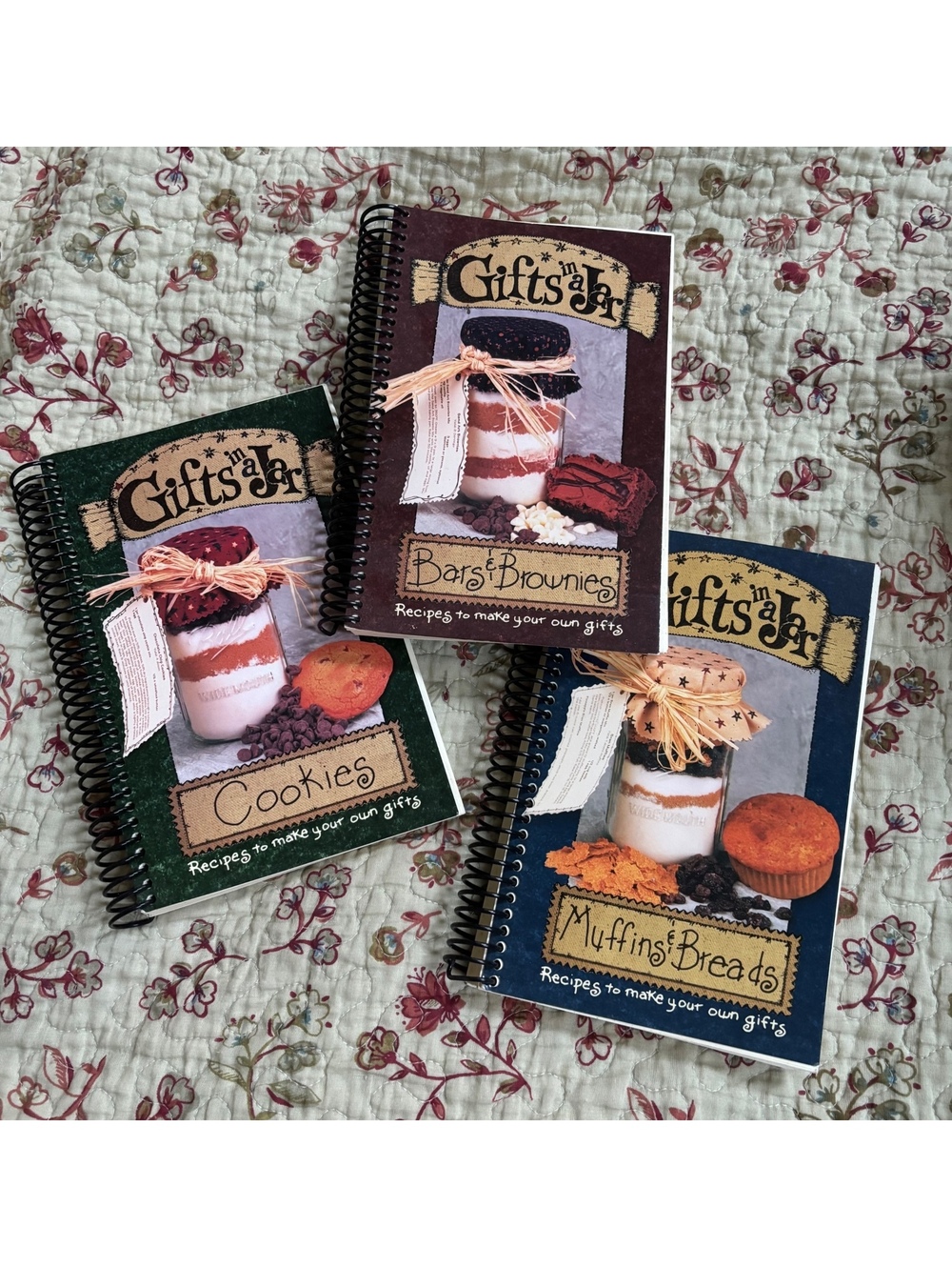 Gifts in a Jar Recipe Books Set - Cookies, Bars & Brownies, Muffins & Breads